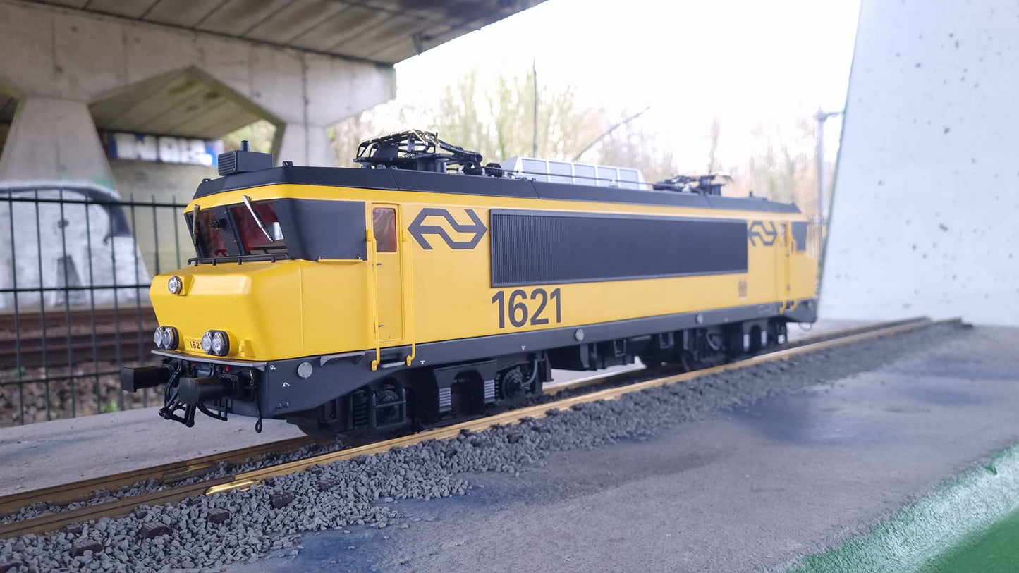 NS 1800 Locomotive